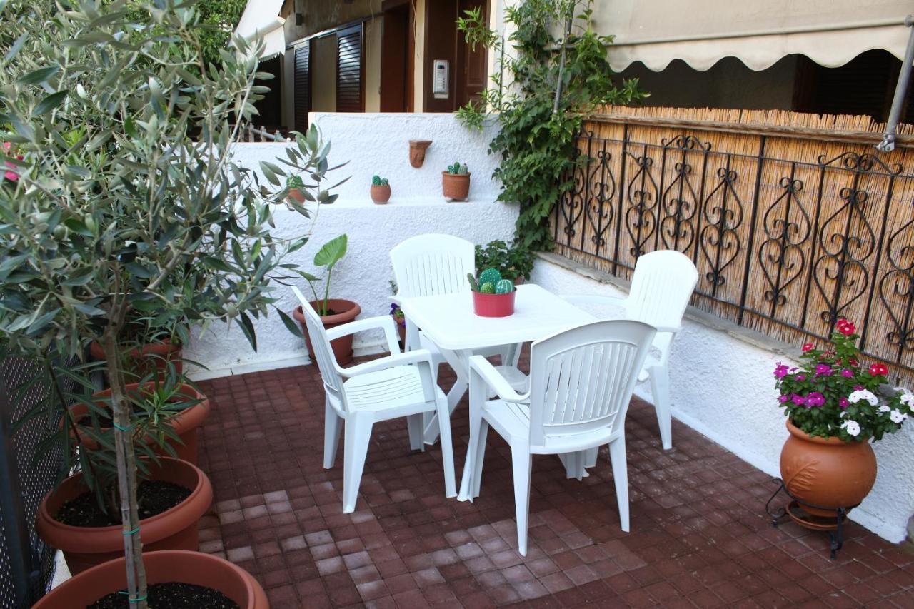 Sweet Stone Apartment In Imittos Atény Exteriér fotografie
